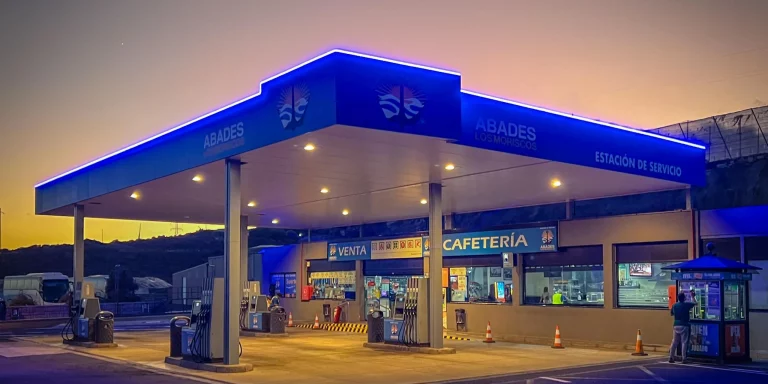 Estación de servicios Abades Los Moriscos