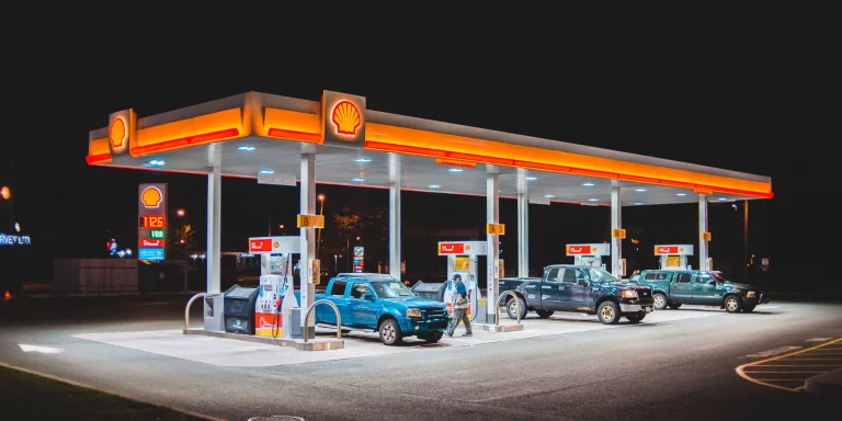 Éxito de imagen corporativa en estaciones de servicio