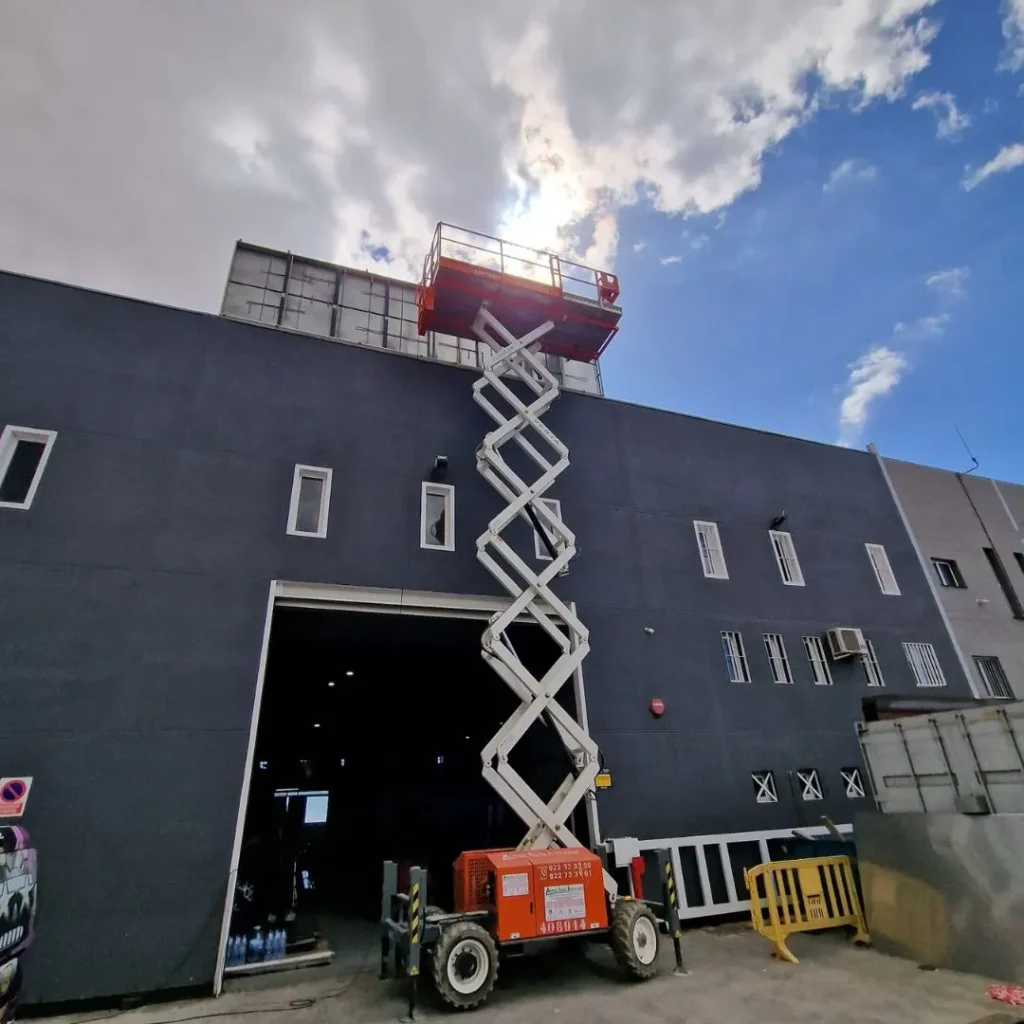Carpintería Metálica A.I.M, imagen exterior renovada